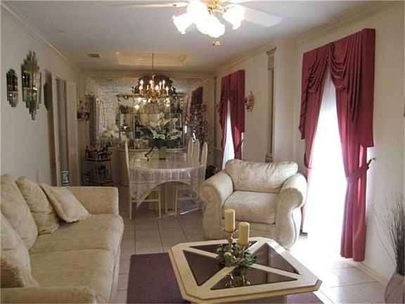 3rd image of 10407 Sageforest Dr