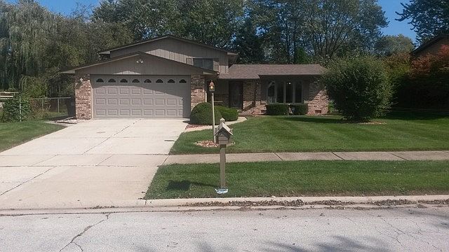 1st image of 22911 Valley Dr