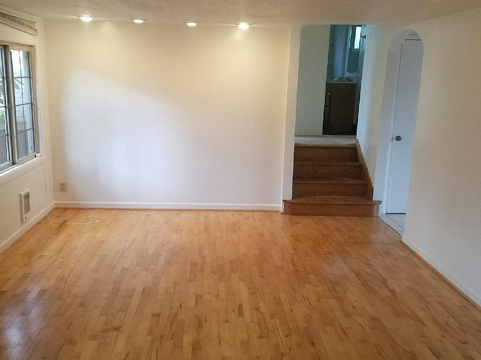 2nd image of 9602 Fremont Ave N