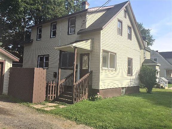 2nd image of 3 S Chicago Ave