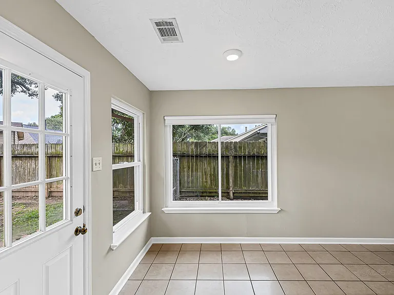19307 Wildoats Dr — Photo 15
