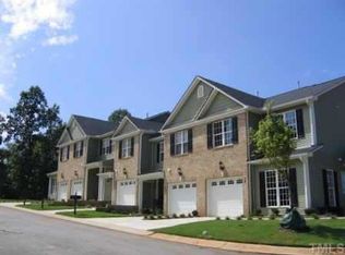 101 Hill Shore Ln, Clayton, NC 27527