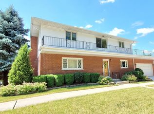 9300 S 82nd Ave, Oak Lawn, IL