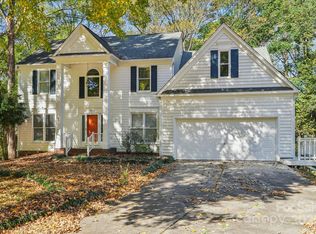 9003 Maple Hill Ct, Huntersville, NC 28078