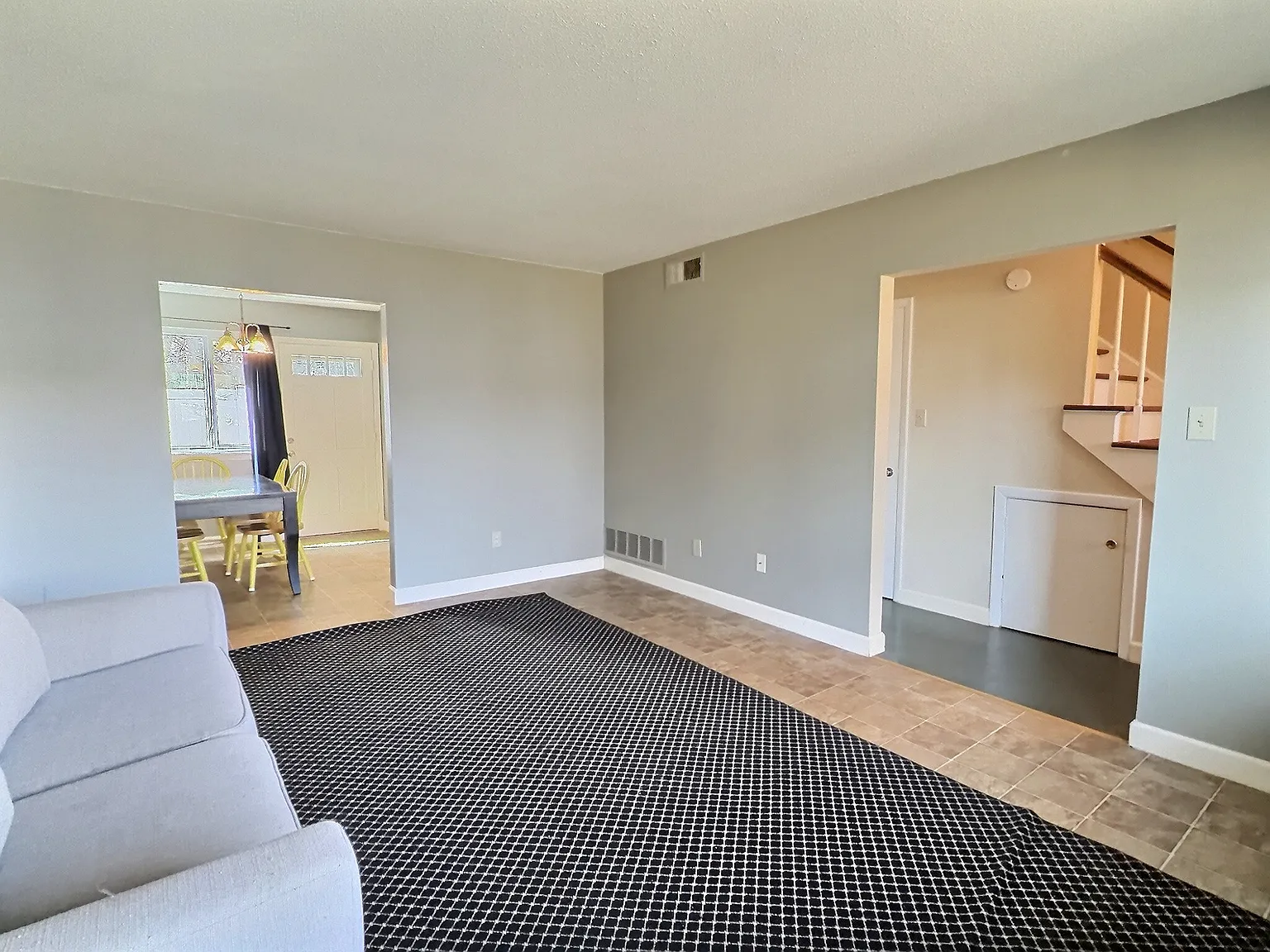 2 bed, 2.5 bath, 1190 sqft, $1,500 — Photo 2