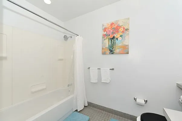 Rented by Eisenberg Exclusives | media 15