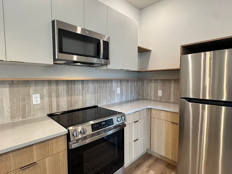 5222-24 Chester Ave #3 — Photo 9