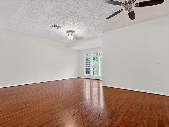 3rd image of 4534 Ranger Run