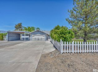 1376 Saratoga St, Minden, NV 89423