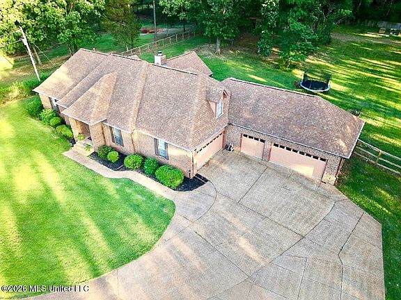 4th image of 3579 Liscott Rd