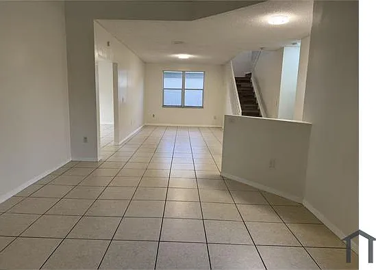 16295 NW 17th Ct — Photo 6