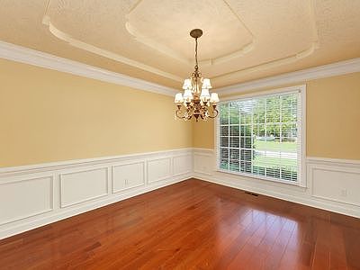 5th image of 18 Sommersby Dr