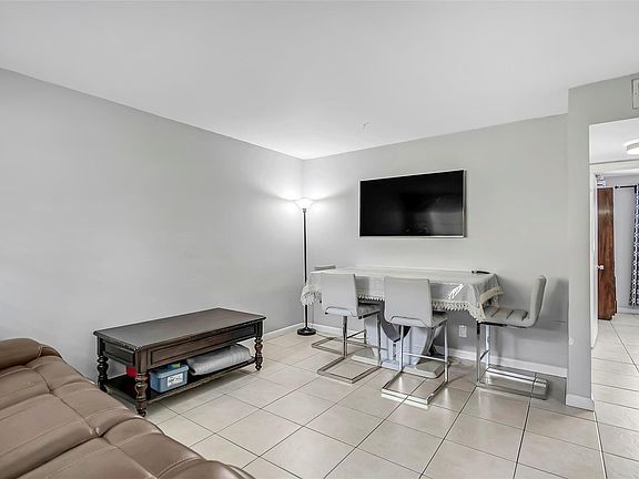 4th image of 5150 NE 6th Avenue #114