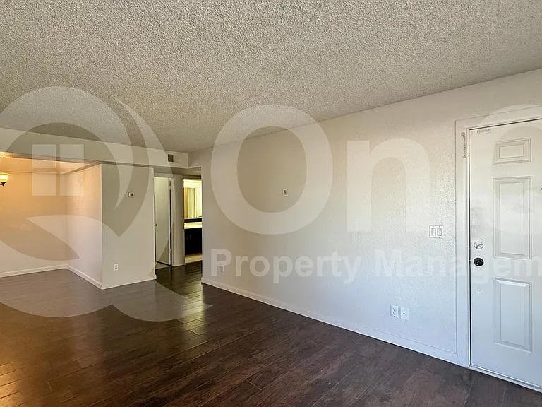 1905 E University Dr #F124 — Photo 7