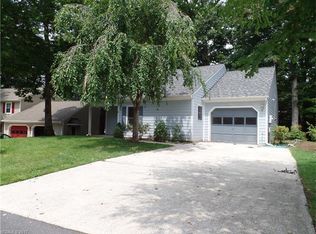 53 Foxberry Dr, Arden, NC 28704