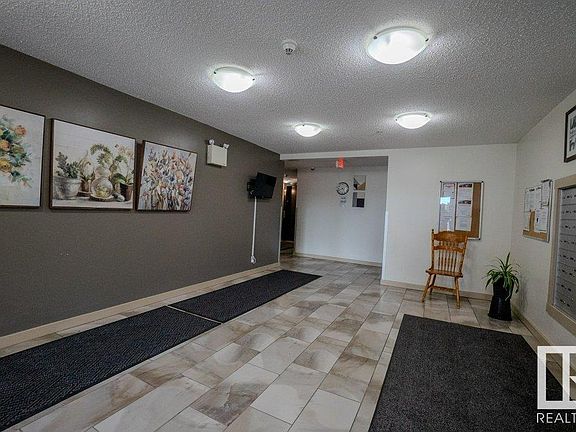 3rd image of 5816 Mullen Pl NW #110