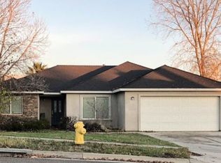 1207 Peninsula Dr, Chico, CA 95928
