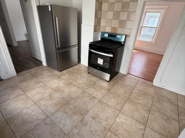 53 Blue Hills Avenue, Hartford, CT 06112