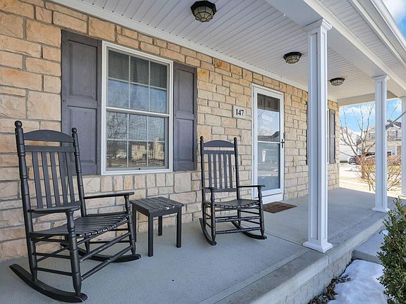 3rd image of 147 Andiron Dr