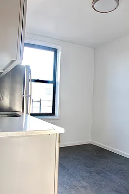 Sold by Diamond Real, Inc. | media 25