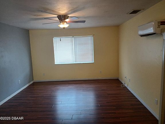3rd image of 2002 S Palmetto Ave APT B