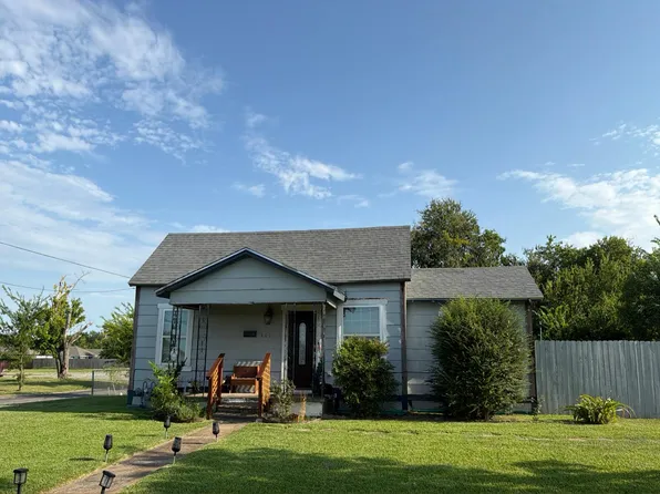 401 Allen Ave, Bonham, TX 75418