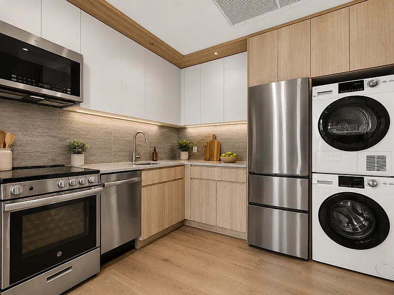 282 4th Ave #14B — Photo 2