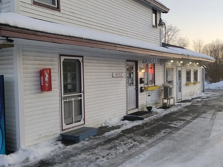 952 Bar Harbor Rd — Photo 16