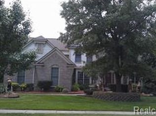 46419 Mornington Rd, Canton, MI 48188