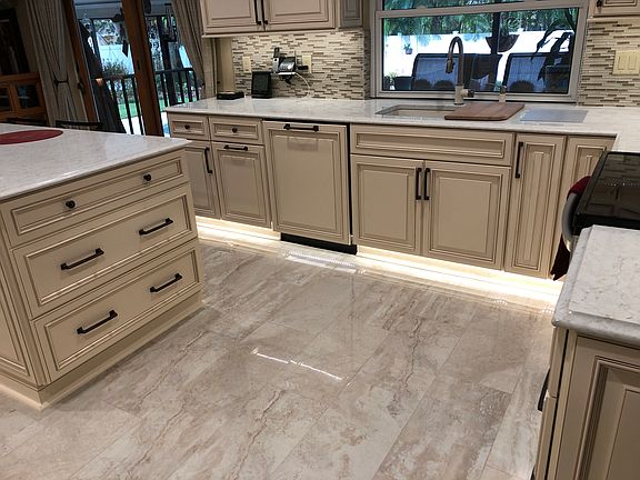 3rd image of 2872 Sea Pines Cir W