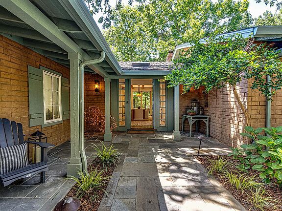 4th image of 1109 Bale Lane