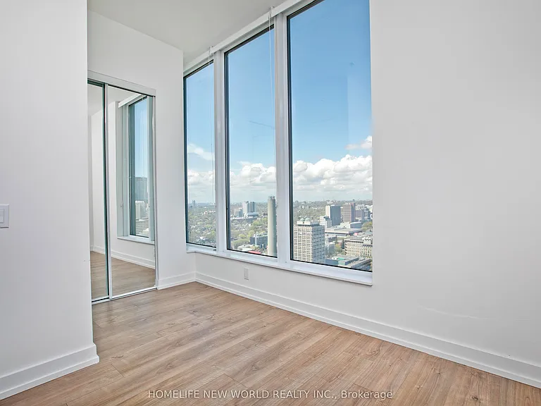 203 College St #3006 — Photo 7