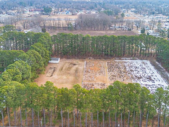 2nd image of 1560 Meacham Ln