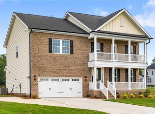 5502 Penguin Dr, Summerfield, NC 27358