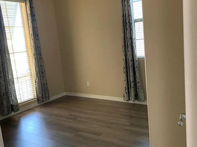 21618 N 38th Way — Photo 17