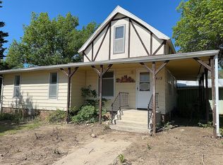 412 Baxter St, Stratton, NE 69043