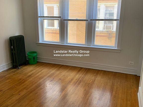 2nd image of 1422 W Hutchinson St APT 2N