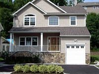 2nd image of 43 Mill Pond Rd