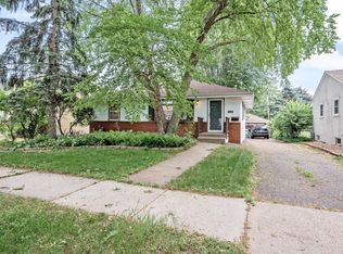 1022 Tuscarora Ave, Saint Paul, MN 55102