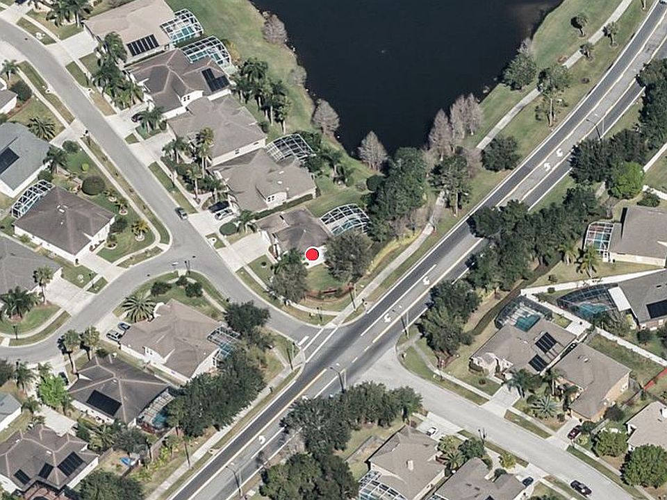2nd image of 501 Lakehaven Cir