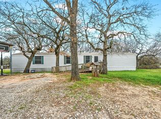 7689 Peden Rd, Azle, TX 76020