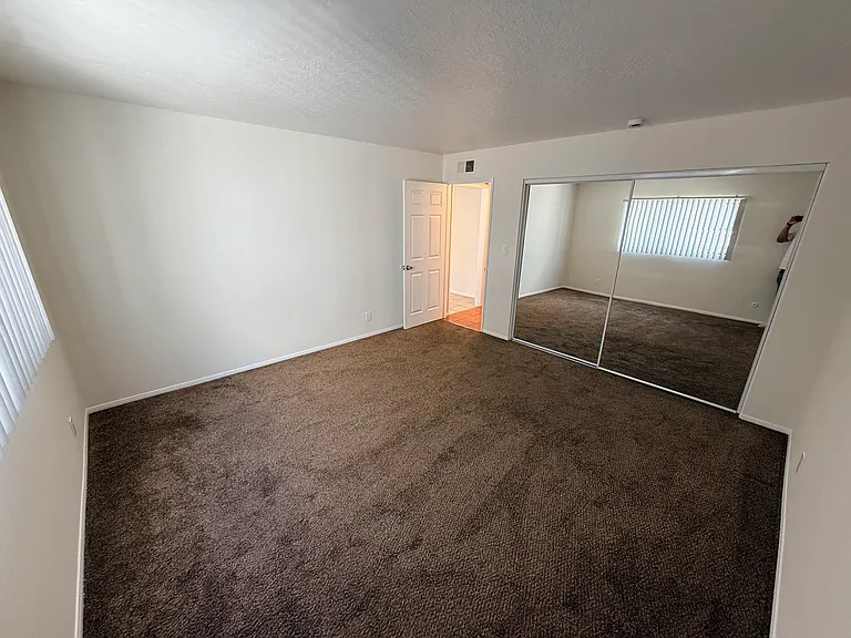 7504 Sepulveda Blvd #204 — Photo 10