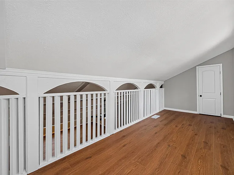 5693 Cessna Dr — Photo 26