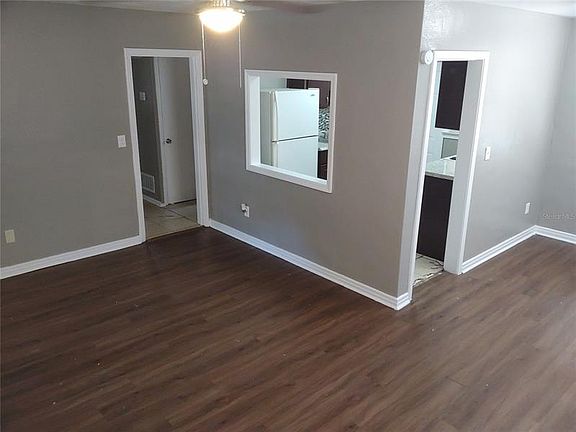 4th image of 1930 College Cir S