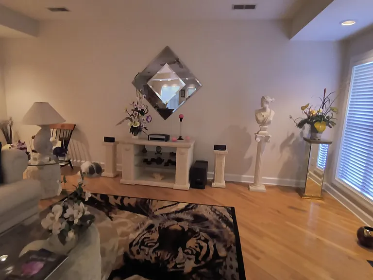 423 Brightwood Dr — Photo 6