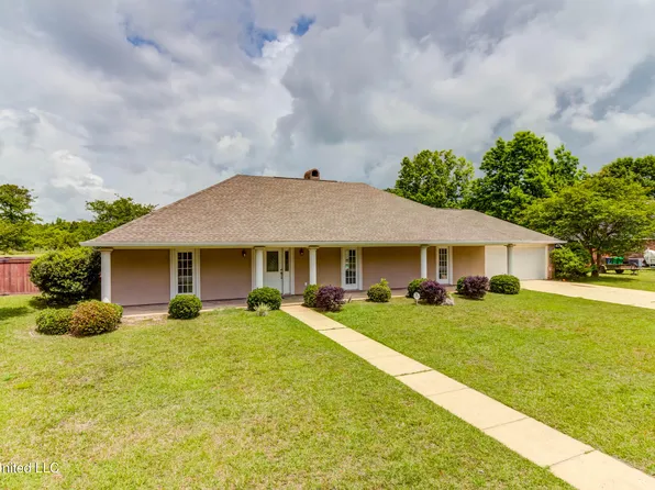 14924 Nassau Dr, Biloxi, MS 39532