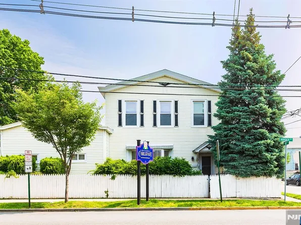 323 Hoboken Rd, Carlstadt, NJ 07072