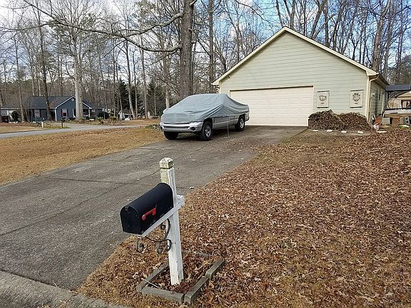 Plenty off street parking