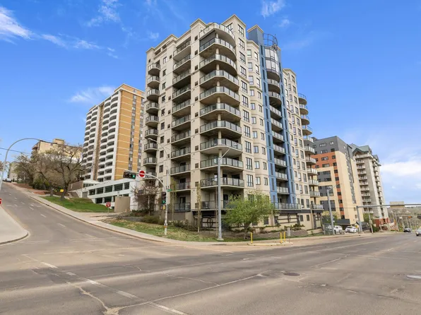 9707 106th St NW #904, Edmonton, AB T5K 0B7