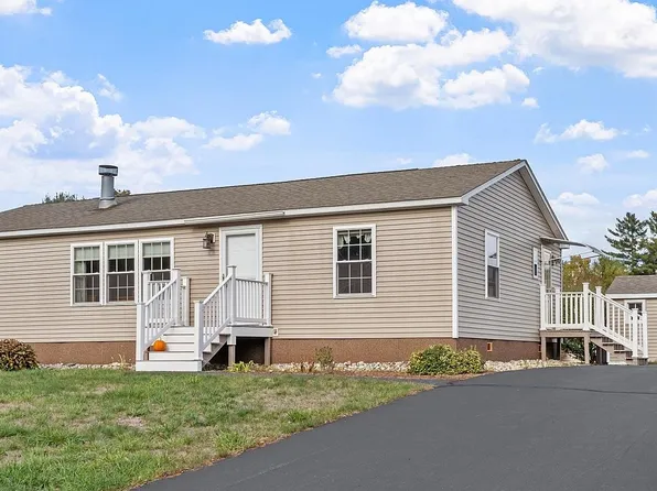18 Lilac Court, Raymond, NH 03077